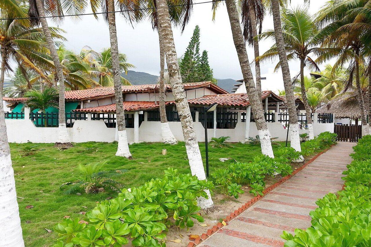 Hotel Golden Paradise Playa El Agua 外观 照片
