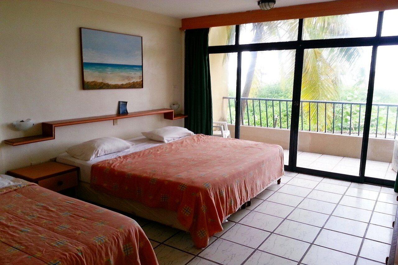 Hotel Golden Paradise Playa El Agua 外观 照片