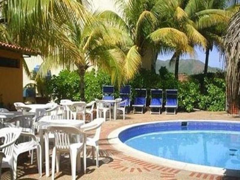 Hotel Golden Paradise Playa El Agua 外观 照片