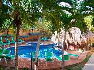 Hotel Golden Paradise Playa El Agua 外观 照片